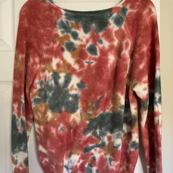 Sweater - Picture 3 of 3